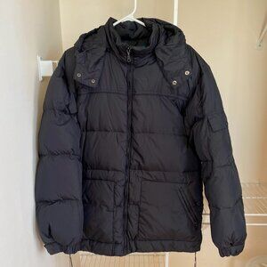 Men's black duck down jacket.